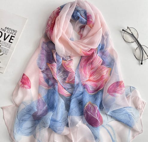 🌸 Luxury Printed Square Fashion Scarf