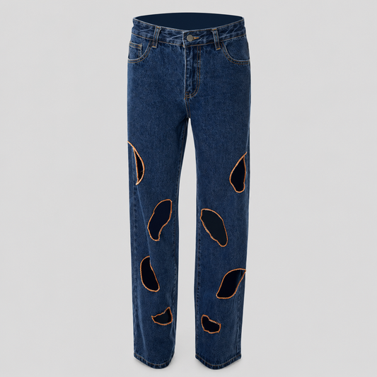 Straight Leg Jeans With Broken Buttocks