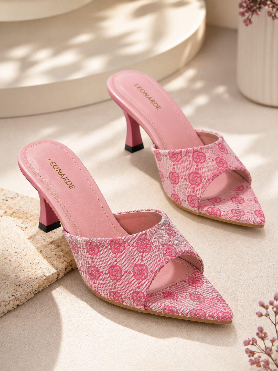Pointed-toe Retro Presbyopic High Heel Slippers