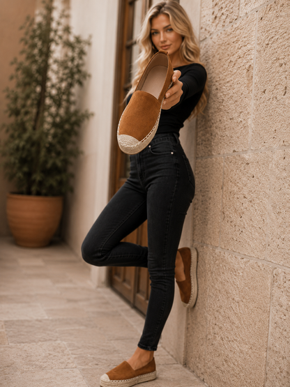 Women's casual flat shoes