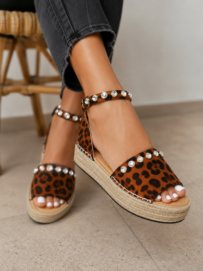 Zomersandalen Met Kleine Hak