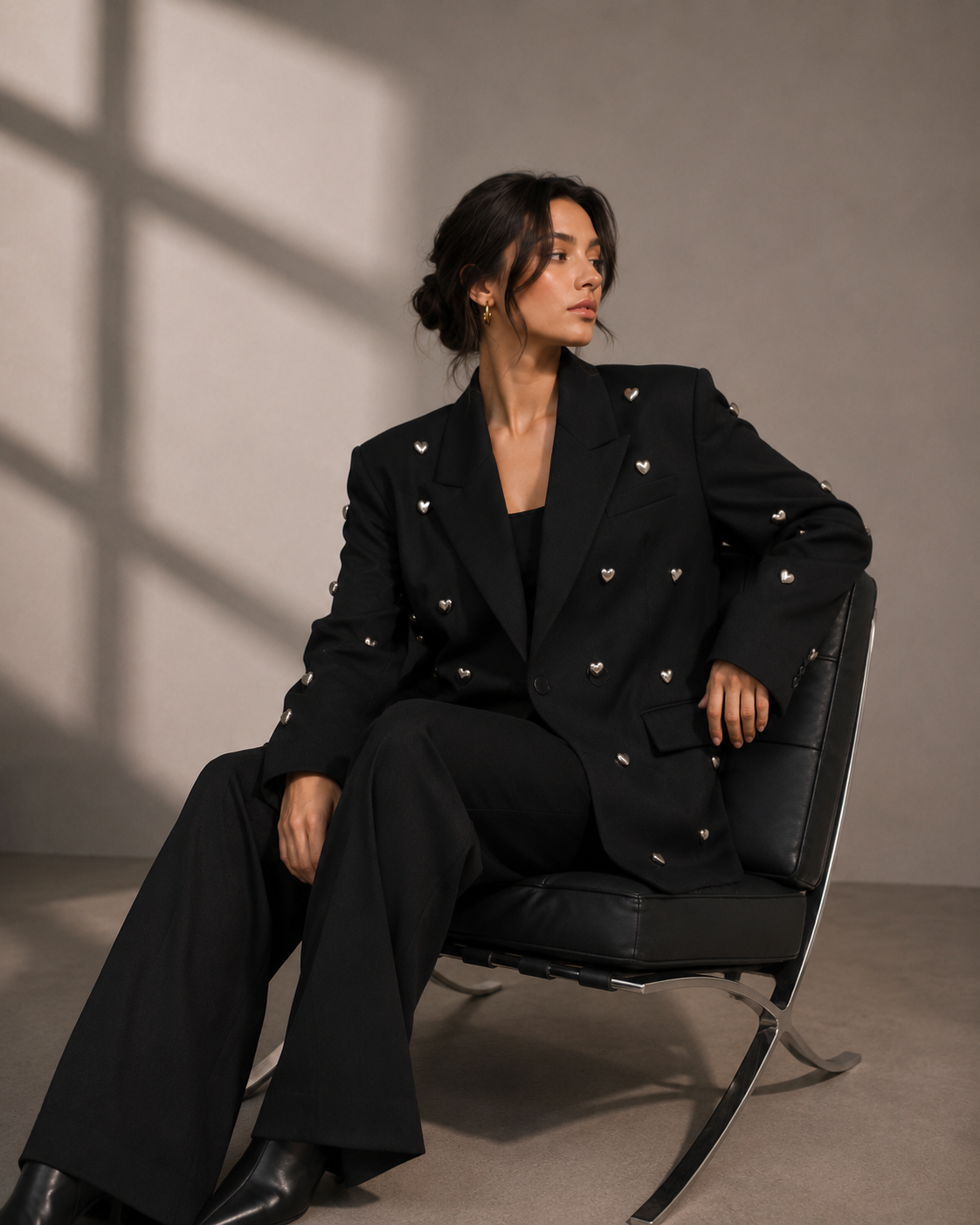 Elegant Three-dimensional Love Beaded, Black Suit