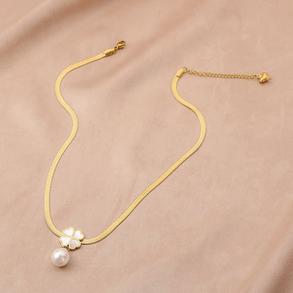 Stainless Steel Four-leaf Clover Pearl Shell Necklace
