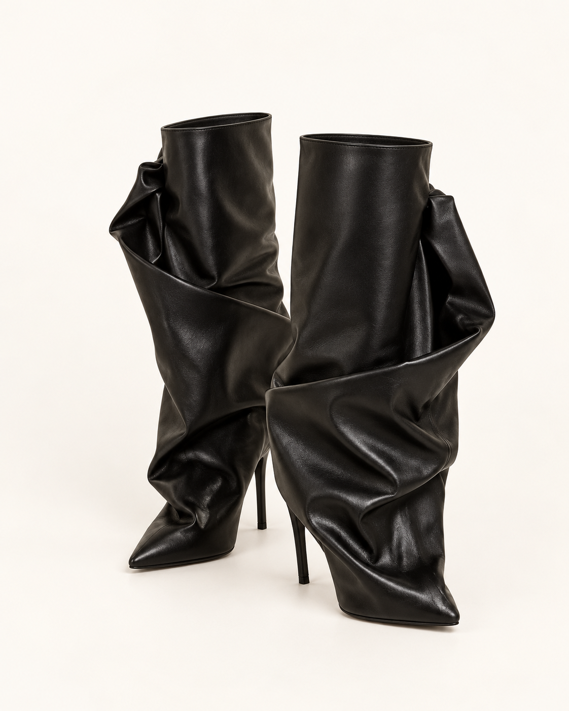 Imagem de catálogo das botas slouchy com laço
